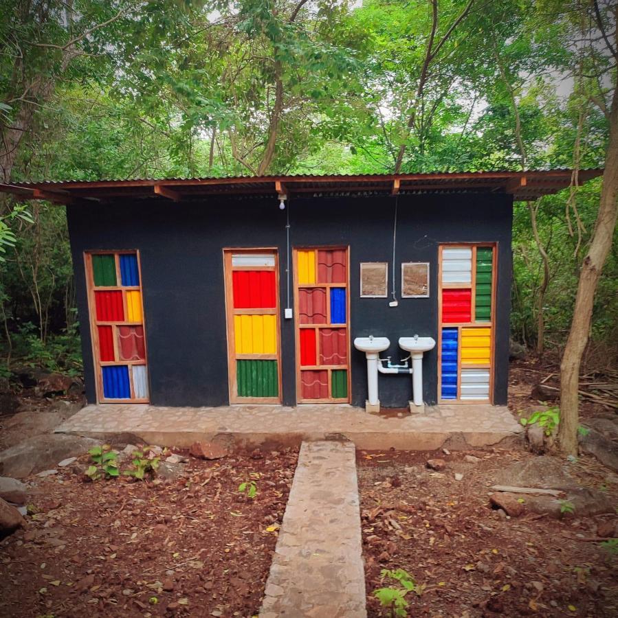 Raindance Hostel Santa Cruz Buitenkant foto